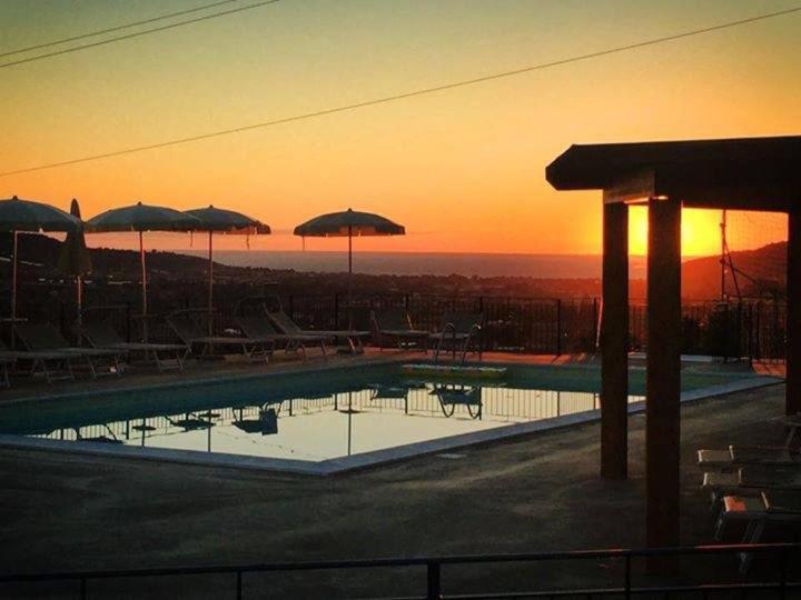 מסיניאנו Villaladiva Boutique Glamping מראה חיצוני תמונה